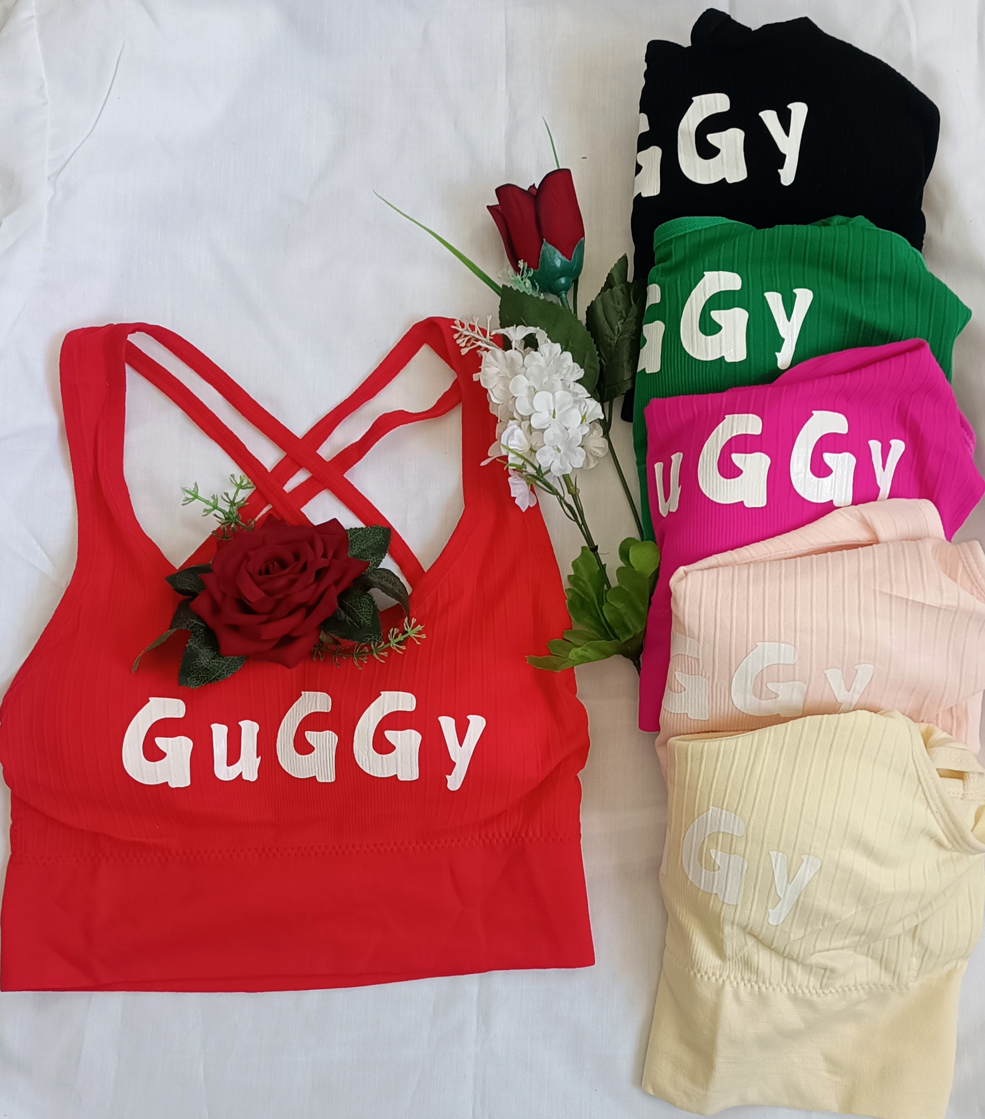 نیم تنه کاپ متحرک Guggy